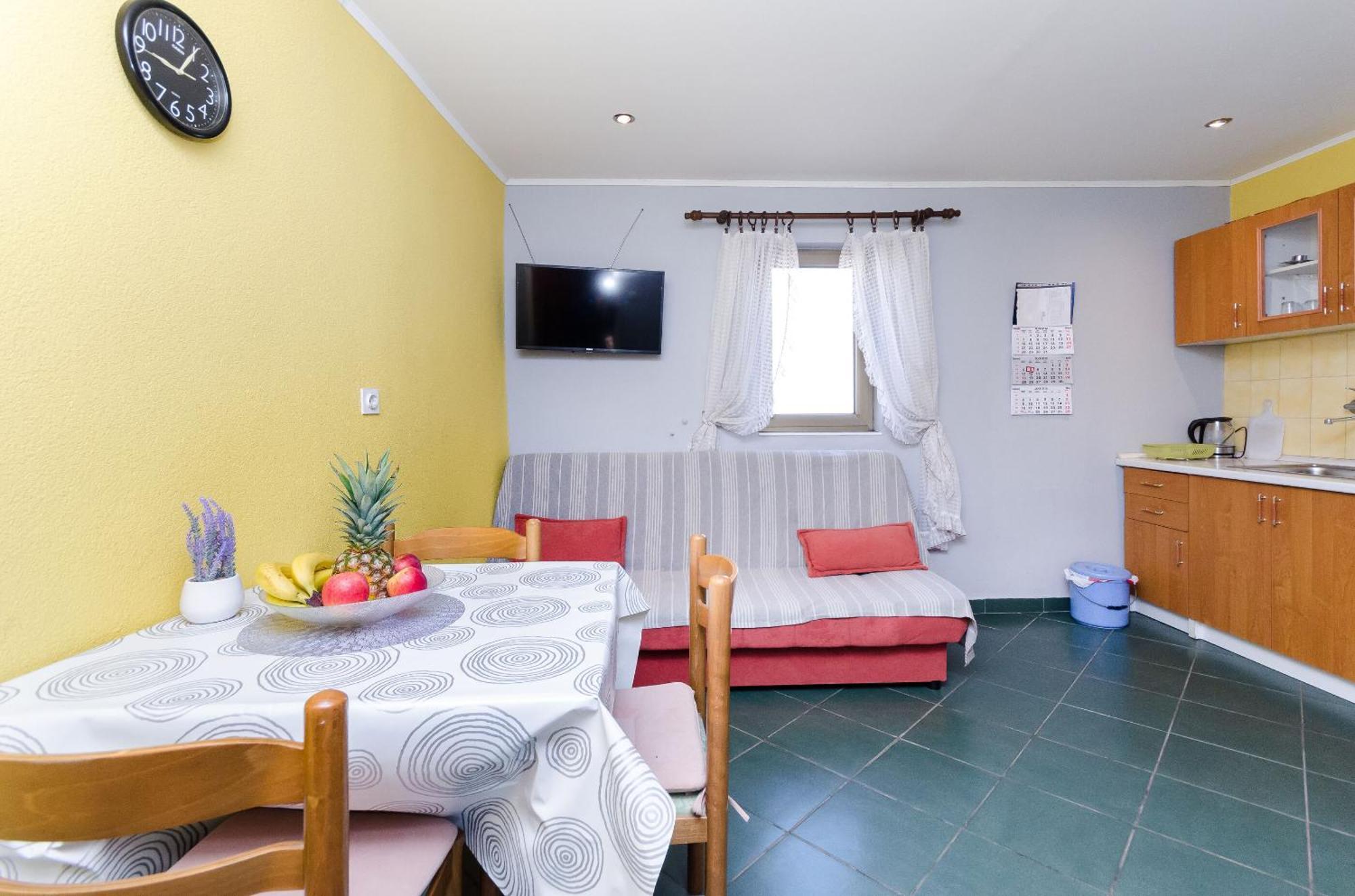 Apartments Zeljka Mundanije Екстер'єр фото